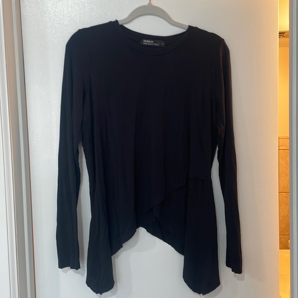 Womens Benjamin Jay along Sleeve Top